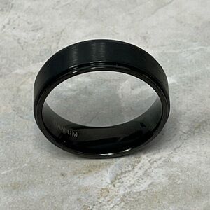 Men’s Black Titanium Ring Size 13.5